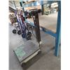 Image 2 : PACIFIC SP-903 MOBILE INDUSTRIAL COUNTER WEIGHT SCALE