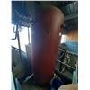 Image 2 : *RED INDUSTRIAL COMPRESSED AIR STORAGE TANK