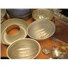 Image 8 : Misc Bakeware: Angel Food Cake Pans, Mixing Bowls, Loaf Pans, Molds, etc