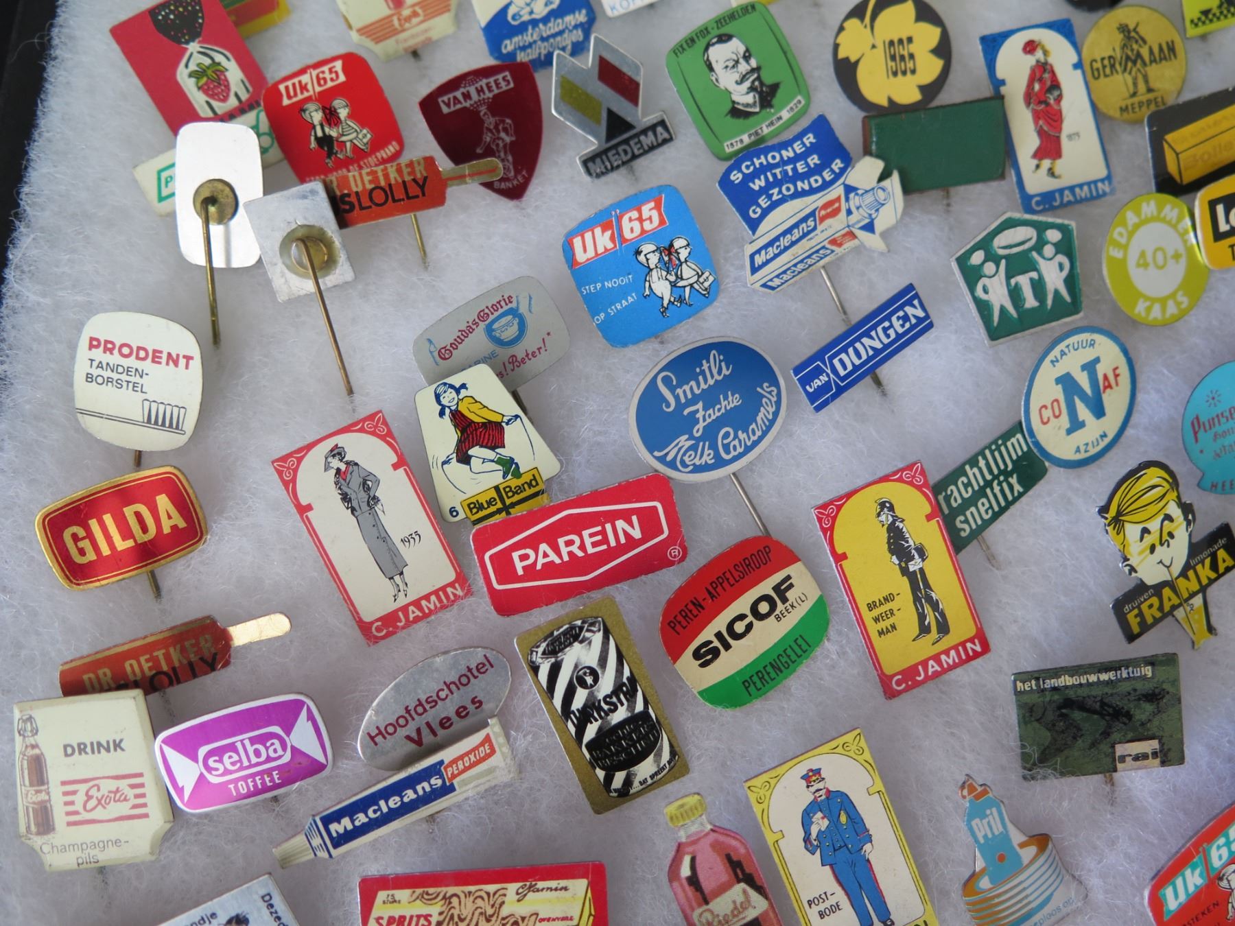 Pin Collection Ad Example Multiple Collectible Pins EURO Advertising Pins 001 in Display Case 16