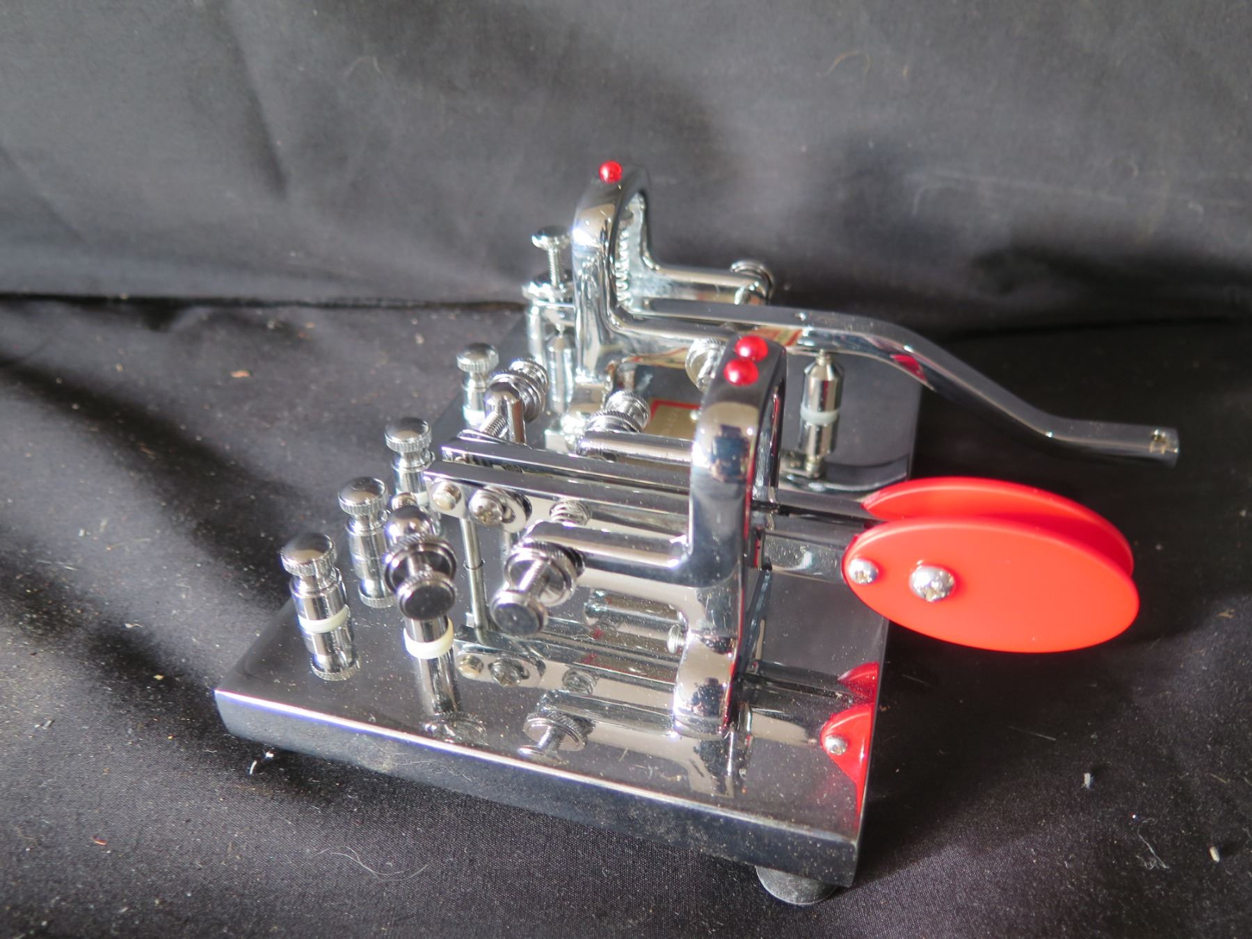 Key Code Machines Vibroplex Side-to-side Mechanical, Semi-automatic Morse Key Code Machine