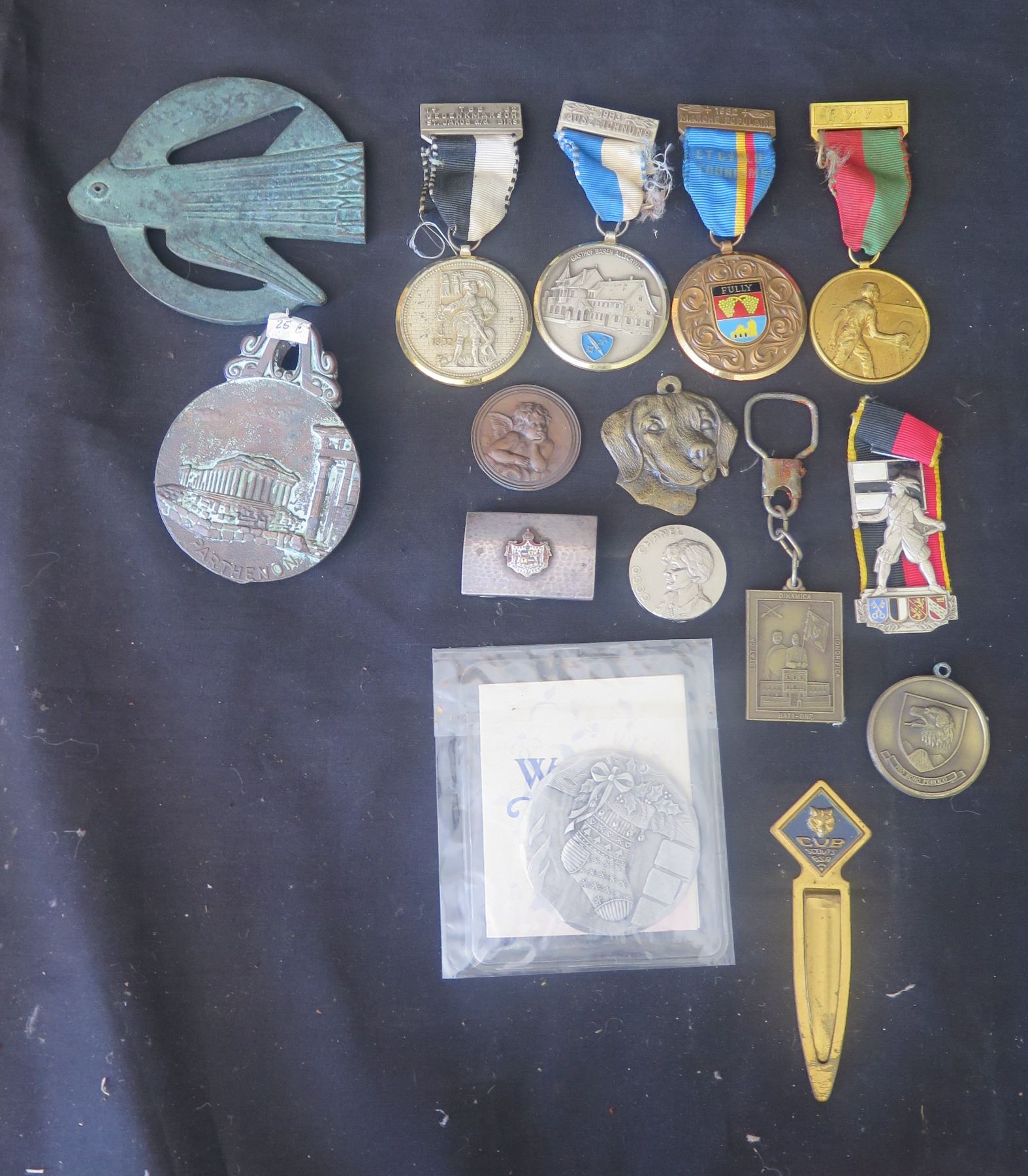 Key Chain Medals Multiple Medals, Key Chains, Pins: A Medalha, Animal, Foreign, Hawaii ...