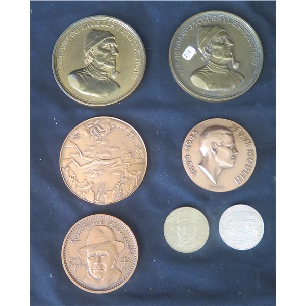 Qty 7 Medals & Coins: Jacques Cousteau, Jean Moulin, etc - Some Marked