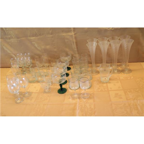 Misc Glassware: Wine Goblets, Champagne Flutes, Parfait Glasses, etc