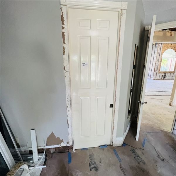 SOLID WOOD POCKET DOOR POSSIBLY NO FRAME DOOR APPROX 29.25" X 95.25" SEE PHOTOS ITEMS WILL BE REMOVE