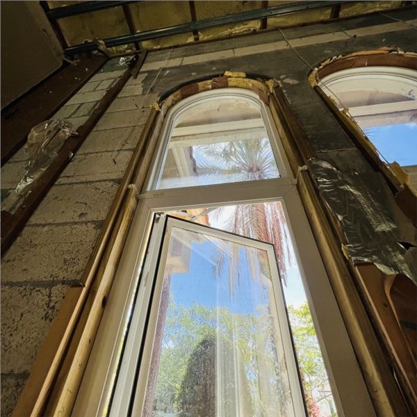 PGT IMPACT WINDOW WITH ARCH TOP WINDOW APPROX 69" X 56.75" ARCH APPROX 69" X 39"  SEE PHOTOS ITEMS W