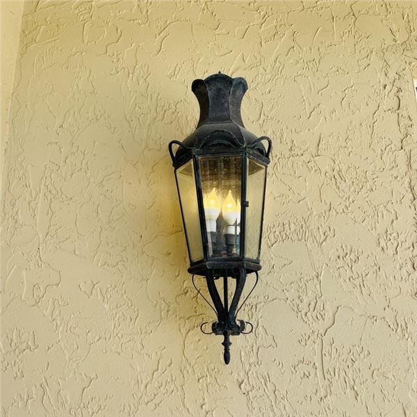4X LIGHTED WALL SCONCE APPROX 30" X 12" SEE PHOTOS ITEMS WILL BE REMOVED AND READY FOR PICKUP. BUYER