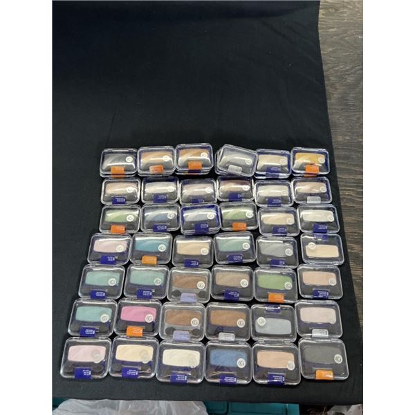 52X COVERGIRL EYESHADOW 0.9 OZ ASSORTED