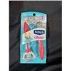 Image 2 : 12X SCHICK CLASSIC 3 DISPOSABLE RAZORS