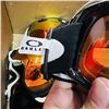 Image 3 : 10X OAKLEY GOGGLES WITH CASES DISPLAY UNITS