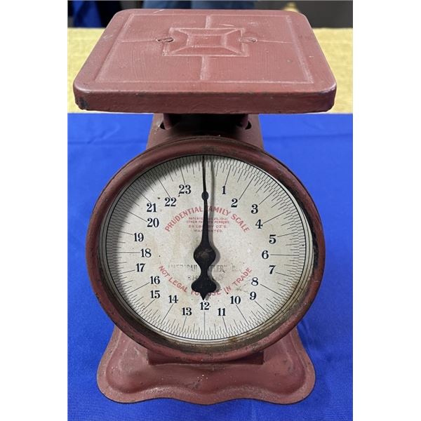 VINTAGE PRUDENTIAL FAMILY SCALE  SEE PHOTOS