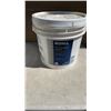 Image 2 : 2 PAILS MULTI PURPOSE JOINT COMPOUND AND CERAMIC TILE ADHESIVE