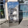 Image 1 : 5FT STAINLESS COUNTER WITH BUILT IN SINK AND FAUCET