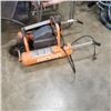 Image 2 : RIDGID 5 GALLON DUAL TANK WHEEL BARROW DESIGN AIR COMPRESSOR WORKING