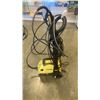 Image 2 : KARCHER 320 ELECTRIC PRESSURE WASHER WITH WAND - WORKING