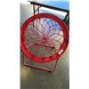 Image 2 : BLUE FOLDING WAGON AND RED FOLDING BUNGEE CHAIR