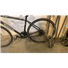 Image 2 : BLACK KONA BIKE