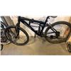 Image 2 : BLACK MONGOOSE BIKE