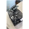 Image 8 : AXION HD PROJECTOR WORING WITH CEILING MOUNT