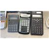 Image 8 : BOSE SOUND DOCK WORKING WITH 7 SCIENTIFIC CALCULATORS
