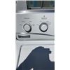 Image 2 : MAYTAG WASHER - WORKING