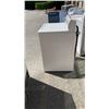 Image 8 : MAYTAG WASHER - WORKING