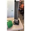 Image 2 : DIRT DEVIL STAIN CLEANER WITH LASKO TOWER HEATER BOTH WORKING