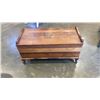 Image 1 : HONDERICH RED SEAL CEDAR LINED TRUNK