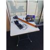 Image 1 : DYSON V8 ABSOLUTE CORDLESS VACUUM WITH CHARGER AND WALL MOUNT - TESTED WORKING