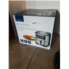 Image 1 : AS NEW INSIGNIA 4.8L AIR FRYER