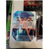 Image 2 : TRAY OF SUNGLASSES AND 3 HOLOGRAPHIC PRINTS MARILYN, ELVIS
