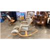 Image 2 : PETER OPSVIK STOKKE GRAVITY BALANS RECLINING ARMCHAIR