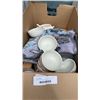 Image 2 : 3 BOXES OF DISHES, ESTATE GOODS, GRINDLEY BOWLS