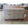 Image 1 : 6 Drawer Dresser - Store Return-18" x 51" 32" tall