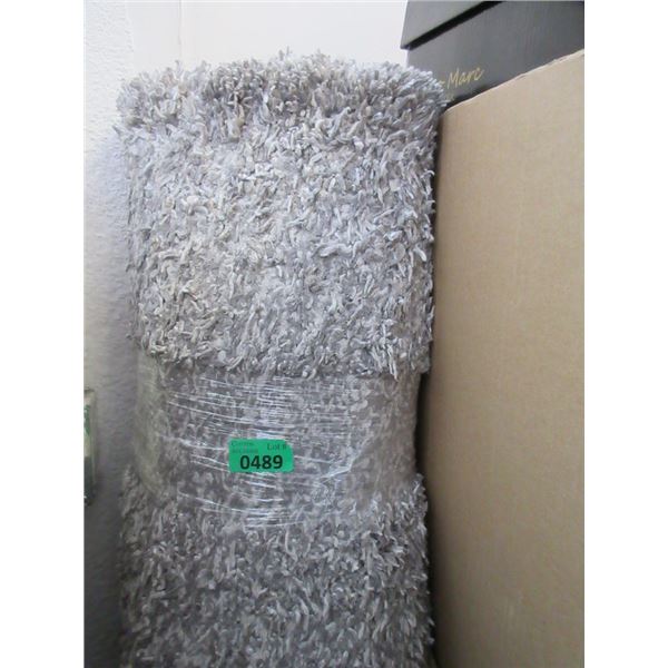 5' x 7' Grey Speckled Shag Area Carpet