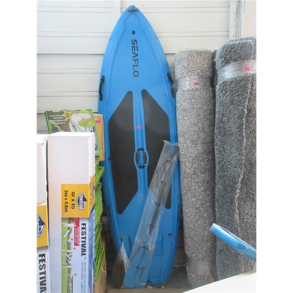 New SeaFlo Blue Paddle Board with Paddles