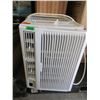 Image 1 : Large Window Mount Air Conditioner - Store Return