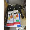 Image 1 : 7 Tortilla Presses & Pineapple Corers