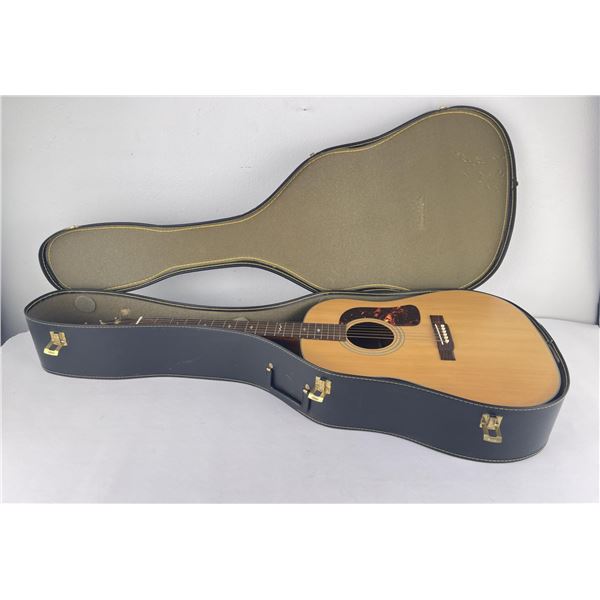 George Washburn D25 S/N Acoustic Guitar