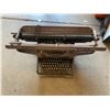 Image 1 : Underwood typewriter