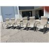 Image 1 : 6 patio chairs