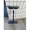 Image 1 : Roller stand