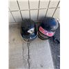 Image 1 : Baseball helmets