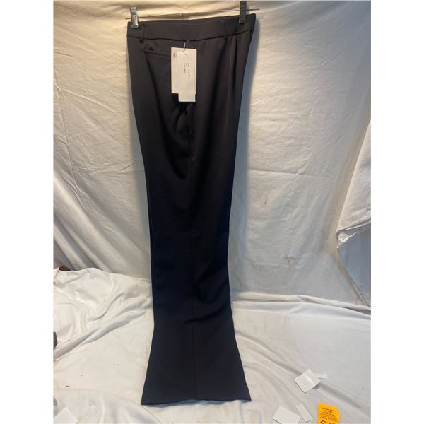 Mode de vie size 8  NWT navy