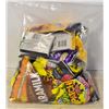 Image 1 : LARGE BAG FULL OF CHOCOLATE, CANDY + MORE