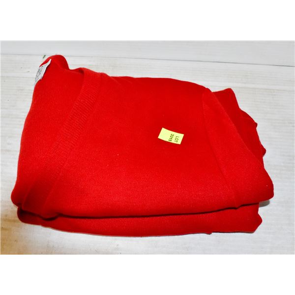 NEW  RED V-NECK LOW-PILLING SWEATER (XL)