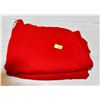 Image 1 : NEW  RED V-NECK LOW-PILLING SWEATER (XL)