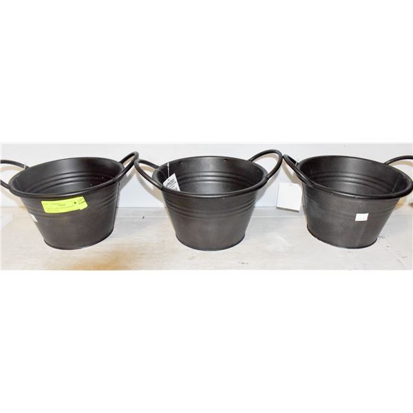 3 METAL POTS WITH HANDLE BRAND NEW