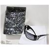 Image 1 : 6 PAIRS OF FENDI REPLICA BLACK SUNGLASSES