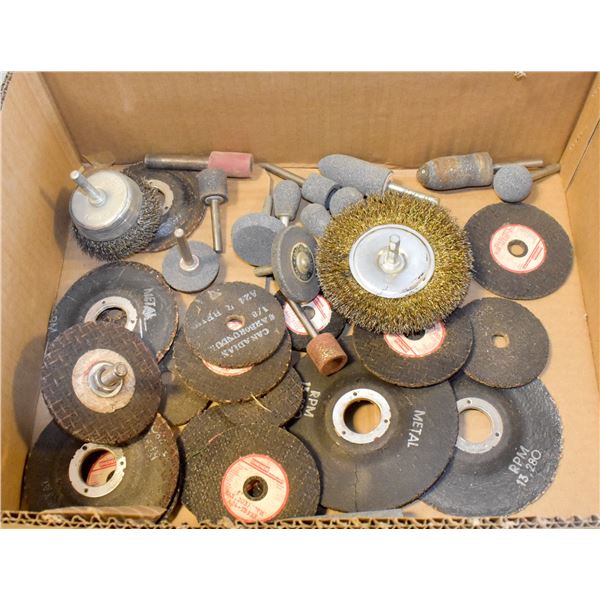 BOX OF ASSORTED ANGLE GRINDER BLADES & WHEELS